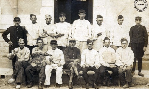 Les Macariens